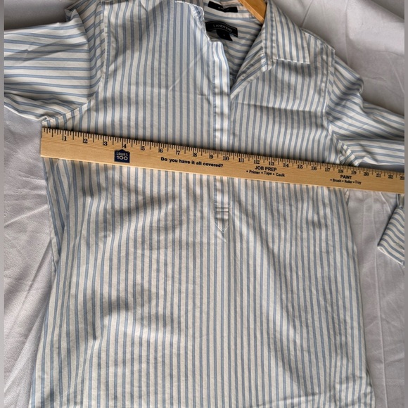 LANDS END Women's No Iron Button Front Shirt blue and white stripe Cotton Beach - Picture 7 of 7